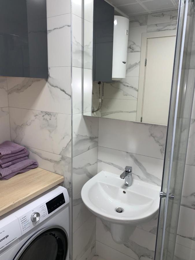 Pink Modern Apartment Скопье Экстерьер фото